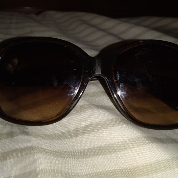 Coach sunglasses - Picture 2 of 4